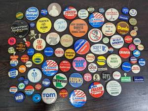 lot 15 image: Collection Of Vintage Buttons