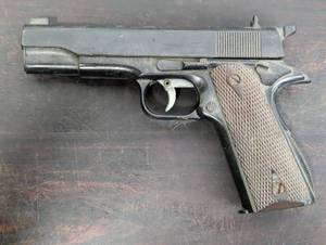 lot 41 image: Vintage Plastic Toy Gun