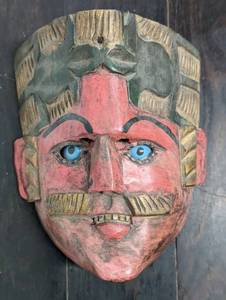 lot 59 image: Wooden Hand-Carved Conquistador Mask Wall Art