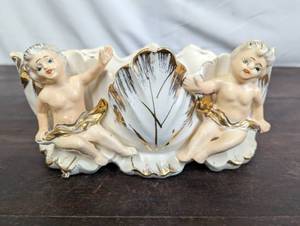 lot 65 image: Cherub Motif Planter
