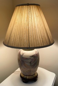 lot 46 image: Decorative Table Lamp