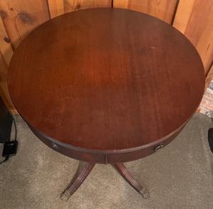 lot 41 image: Vintage Round Mahogany Table with 2 Drawers