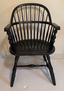 lot 94 image: Vintage Black Chair
