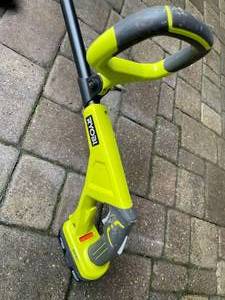 lot 119 image: Ryobi Lithium  Hybrid 18 Volt Weed Whip Model P2200 with Charger