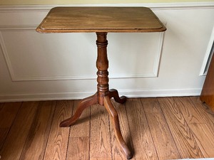 lot 141 image: Vintage Flip Top Table from Bermuda