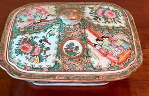lot 18 image: Antique Early Chinese Famille Rose Pattern Tureen