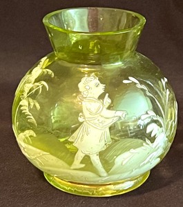 lot 149 image: Two Vintage Mary Gregory Vases