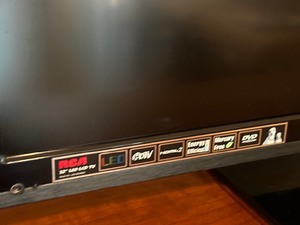 lot 81 image: RCA 31 Inch TV