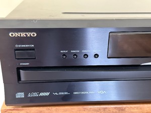 lot 80 image: Onkyo CD Player DX-C390