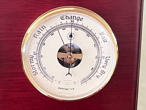 lot 175 image: Decorative Wall Barometer