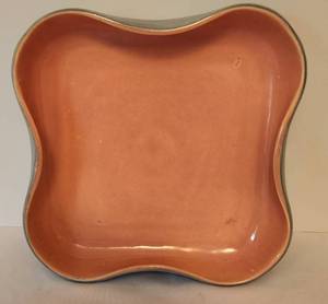 lot 109 image: Pair of Shallow Red Wing Dishes