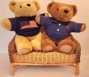 lot 122 image: Boyds Bear, Toy Furniture, and More