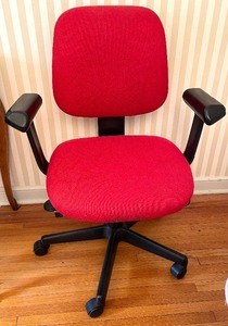lot 149 image: Alma Domore Office Chair