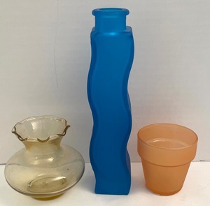 lot 161 image: Variety of Colorful Glass Vases, Pots and Bottle