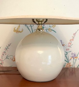 lot 179 image: Lovely Table Lamp