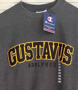 lot 193 image: New Gustavus Adolphus Sweatshirt