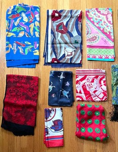 lot 212 image: Variety of 13 Scarves