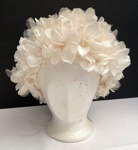 lot 216 image: Vintage Floral Hat