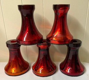 lot 235 image: Variety of Red Colored Home Decor Items