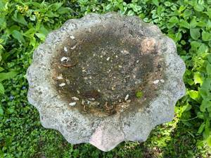 lot 288 image: Vintage Concrete Birdbath