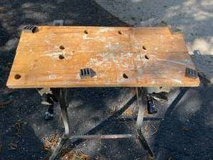 lot 293 image: Black and Decker Folding Workmate Model 79-003