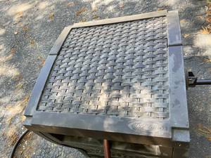 lot 310 image: Suncast Hose Reel with Hose