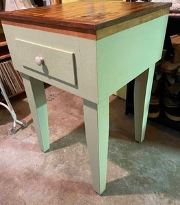 lot 321 image: Vintage Wooden Single Drawer Table
