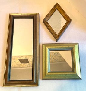 lot 331 image: Variety of Petite Vintage Mirrors