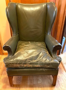 lot 334 image: Vintage Armchair from Gabberts
