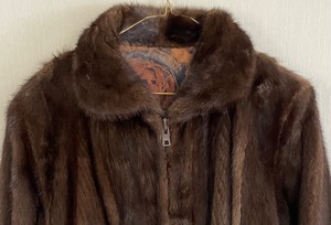 lot 348 image: Vintage Zip Up Fur Coat