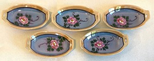 lot 365 image: Vintage Petite Platter and 5 Small Dishes