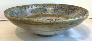 lot 369 image: Gorgeous Artisan Crafted Pottery Bowl