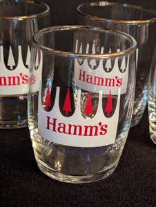 lot 79 image: Assorted Vintage Hamms Beer Glasses
