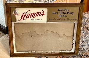 lot 3 image: Vintage Hamms Beer Frame