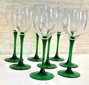 lot 55 image: Set of Emerald Green Luminarc Wine Glasses