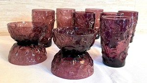 lot 59 image: Vintage Seneca Driftwood Purple Ice Tea Tumblers and Bowls