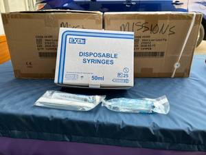 lot 94 image: MSRP $300  2 Cases (150cs) EXELINT 26300 50mL Luer Lock Tip Disposable Syringes Expiration 226