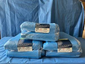 lot 95 image: MSRP $750  3 Cases (48cs) NEW&nbspHalyard Health Healthguard One-Step Quick Check Wraps Kimguard&nbspFabric Technology&nbspKC600, 45 x 45 - 34164 These Are New Out Of Box & Plastic Packaging Is Torn - So No Longer Considered Sterile
