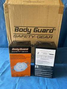lot 102 image: MSRP $500 &nbsp1 Case (120cs) Fastenal Body Guard Safety Gear&nbspOne Size White N95 Niosh Approved 42cfr84 Disposable Particulate Respirator wPremium oversized valve (opens more easily to expel hot air for cool comfort)&nbspand M-Nose Clip