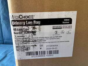 lot 104 image: MSRP $85  1 Case MediChoice SLB0019 600mL Urinary Leg Bag Medium Expiration 926
