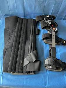 lot 73 image: 1 Breg T Scope Premier Post-Op Knee Brace - Pre-owned Excellent Condition