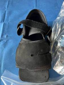 lot 76 image: Lot of 5 Various Bracers and Limb Support System - Some New & Some Pre-owned