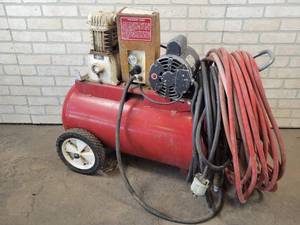 lot 741 image: Sanborn Model No. 104 Air Compressor with 2HP Leeson Motor - 115V - NO SHIPPING