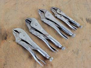 lot 771 image: (4) Vise-Grip Locking Pliers