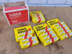 lot 787 image: (17) 4-Packs of SCHICK HYDRO-MAGIC INJECTOR RAZOR Blades