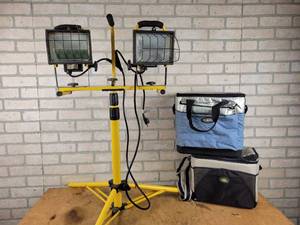 lot 818 image: Dual Halogen Work light on Tripod and (2) Soft side Coolers - NO SHIPPING