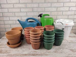 lot 868 image: (28) Small Plastic Pots, (2) Clay Pots, (2) Watering Cans and Minnow Bucket - NO SHIPPING