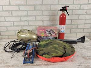 lot 882 image: Ultra Shark Vacuum, Portable Air Compressor, Seat pad, Fire Extinguisher (Needs Recharge) and More - NO SHIPPING
