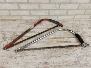 lot 965 image: (2) Tree Saws