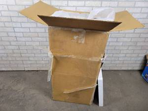 lot 1013 image: New in Box White Pedestal - NO SHIPPING